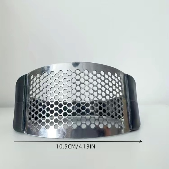 Stainless Steel Garlic Press - Picture 2 of 11